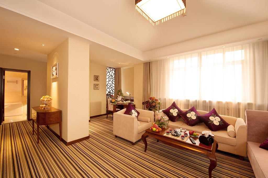 Jilin Province Hotel Чанчун Екстериор снимка