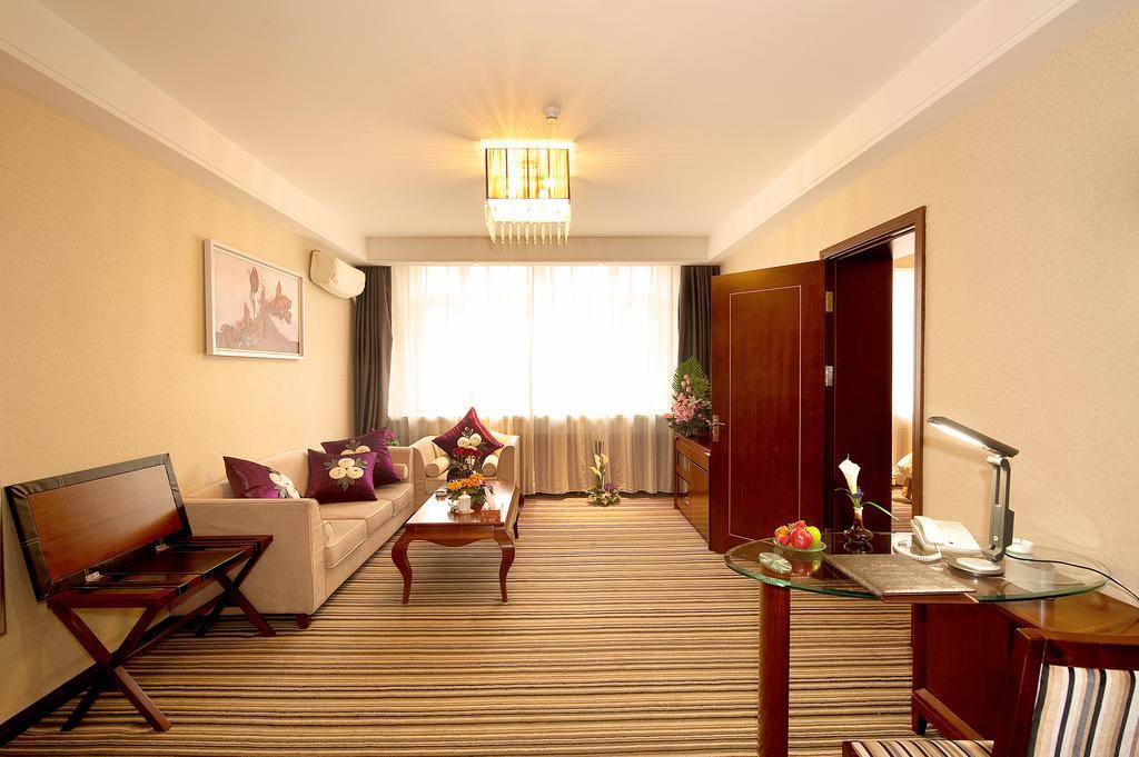 Jilin Province Hotel Чанчун Екстериор снимка