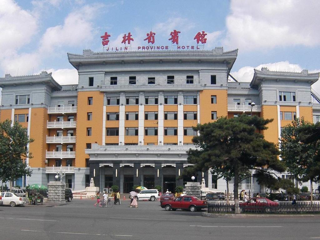 Jilin Province Hotel Чанчун Екстериор снимка