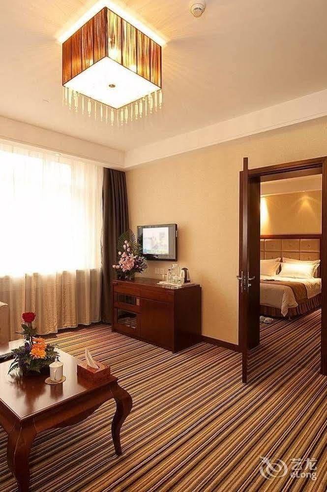 Jilin Province Hotel Чанчун Екстериор снимка